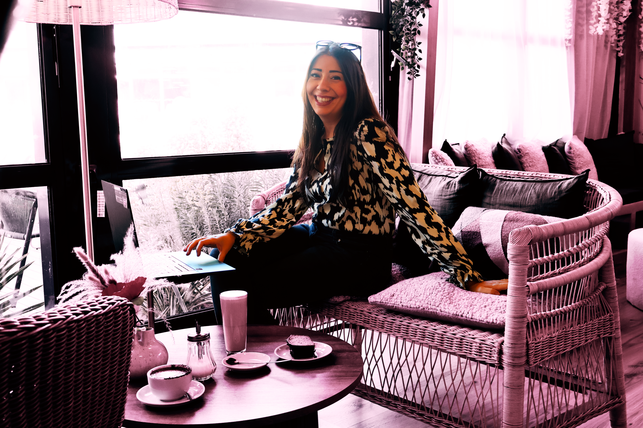 Studio-kaleidolink-graphiste-illustratrice-webdesigner-assistante-de-communication