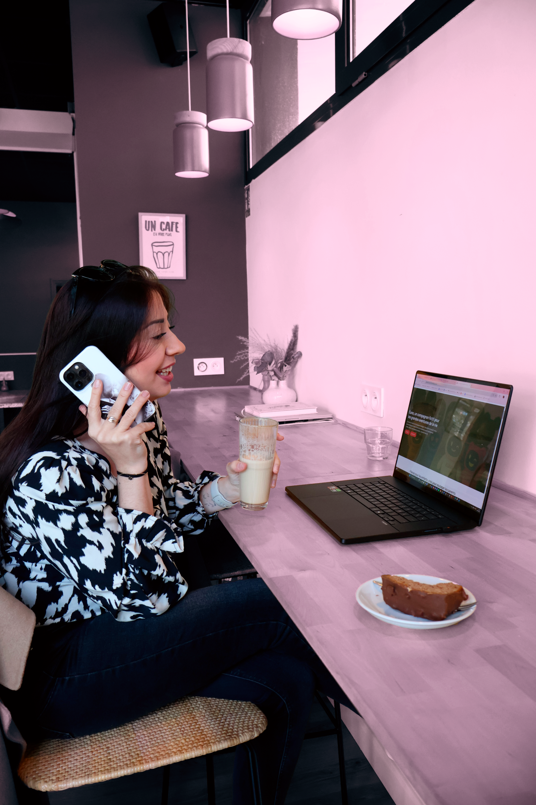 Studio-kaleidolink-graphiste-illustratrice-webdesigner-assistante-de-communication